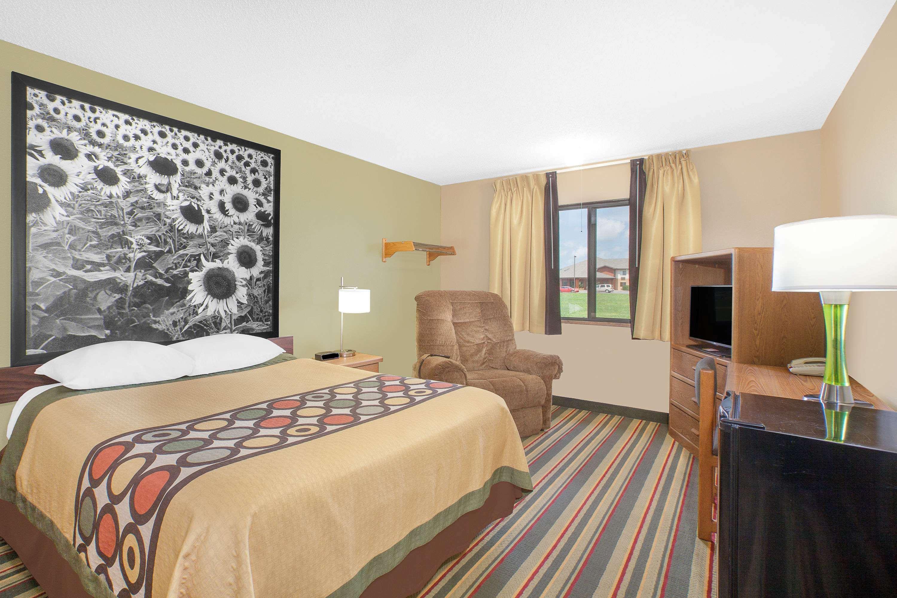 Motel Super 8 By Wyndham Mt Pleasant Mount Pleasant Esterno foto